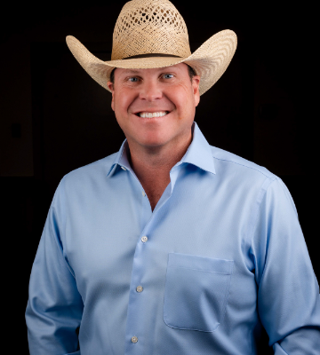 Luke Harwell, Real Estate Agent