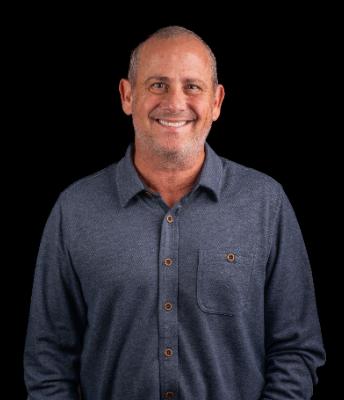 Josh Daniel, Real Estate Agent