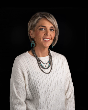 Stefanie Bonds, Real Estate Agent